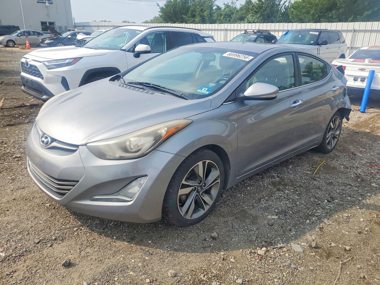 2014 HYUNDAI ELANTRA GLS (Middle)