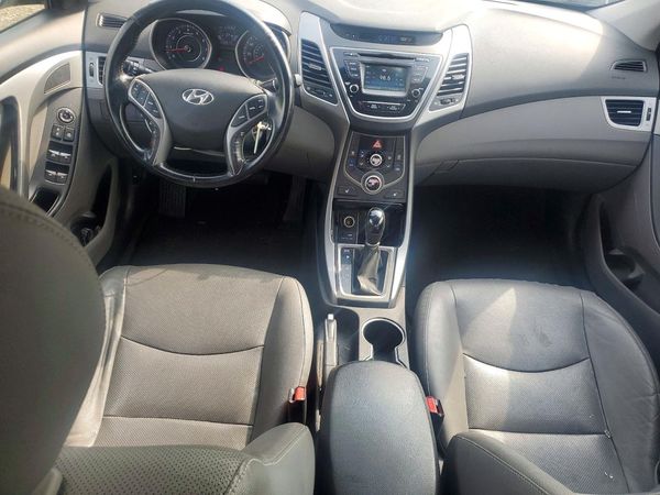 2014 HYUNDAI ELANTRA GLS (Middle)