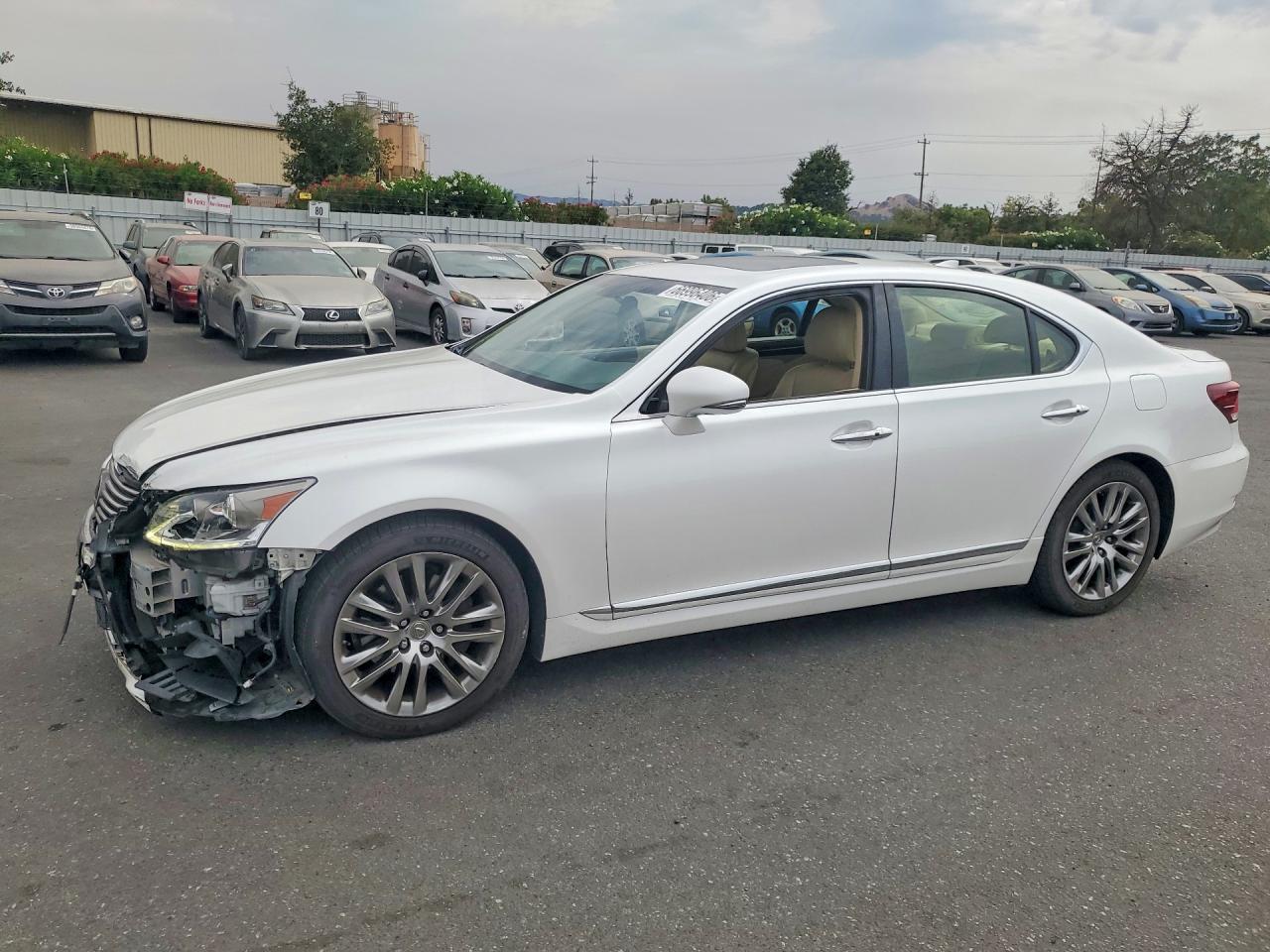 2016 LEXUS LS