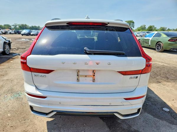 2025 VOLVO XC60