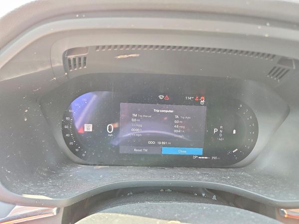 2025 VOLVO XC60