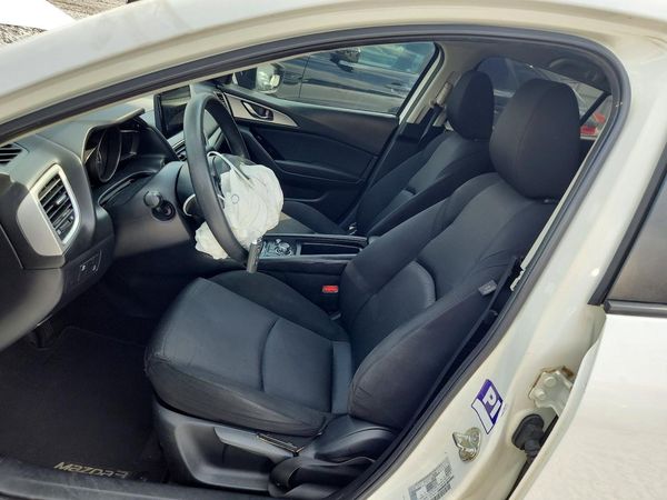 2017 MAZDA 3 Sport