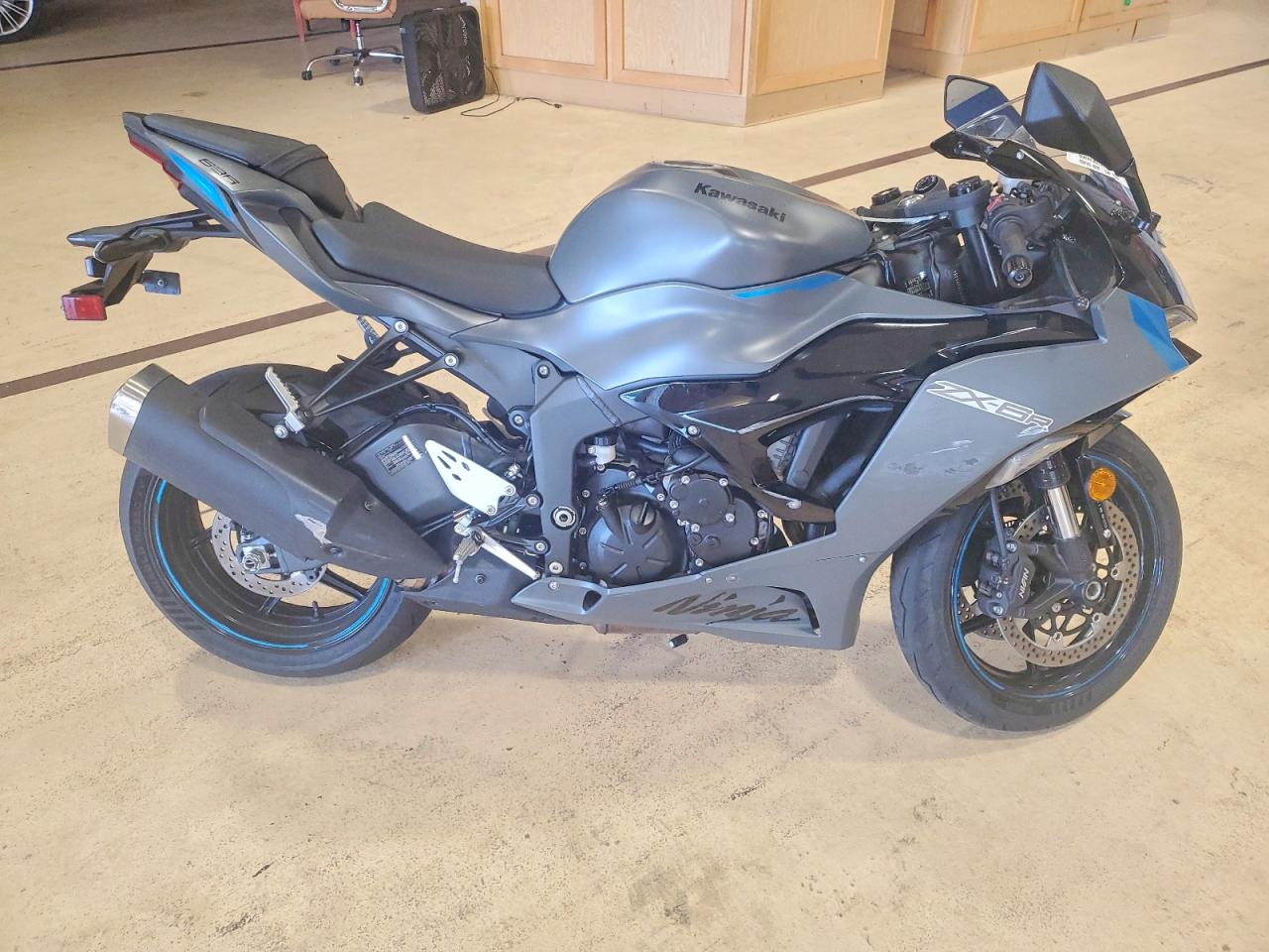 2025 KAWASAKI ZX636