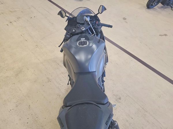 2025 KAWASAKI ZX636