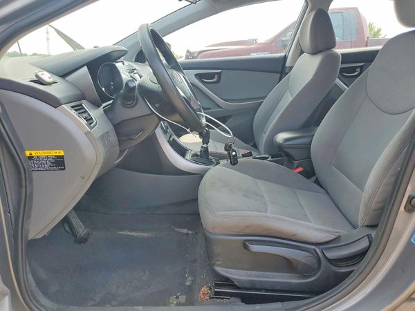 2013 HYUNDAI ELANTRA