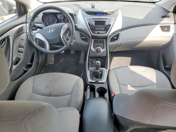 2013 HYUNDAI ELANTRA