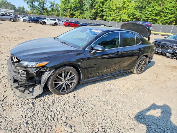 2022 TOYOTA CAMRY