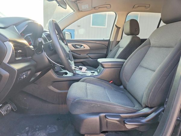 2020 CHEVROLET TRAVERSE LS