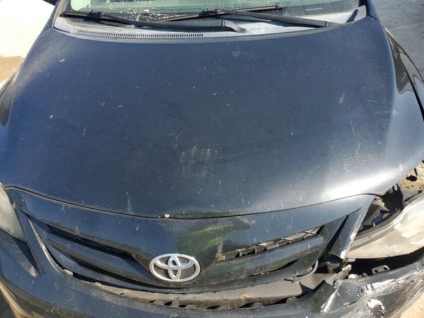 2012 TOYOTA COROLLA