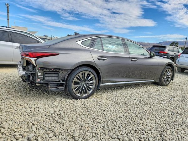 2018 LEXUS LS 500