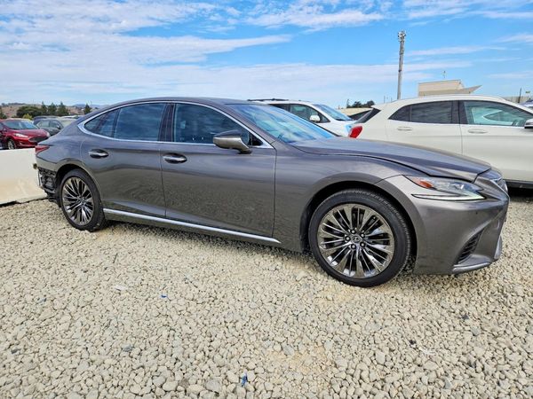 2018 LEXUS LS 500
