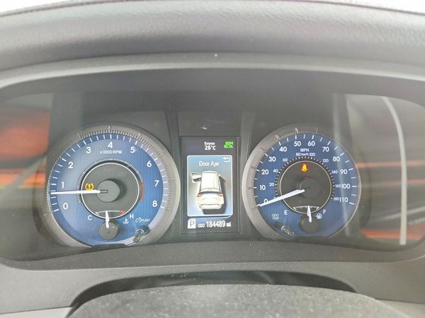 2020 TOYOTA SIENNA Q grade