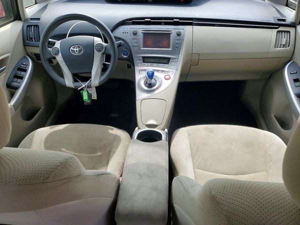 2013 TOYOTA PRIUS
