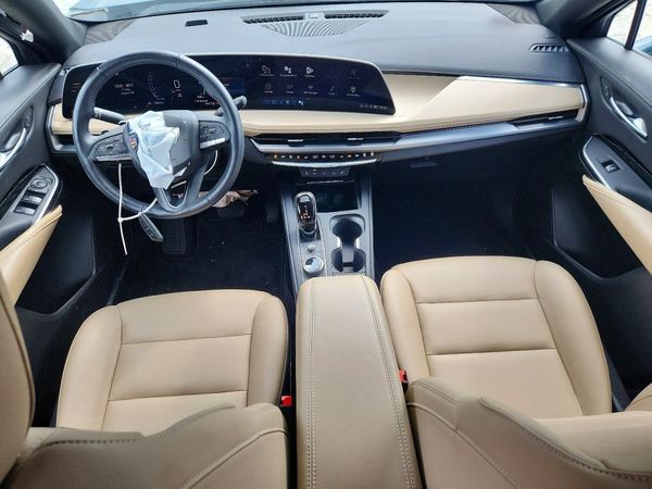 2024 CADILLAC XT4