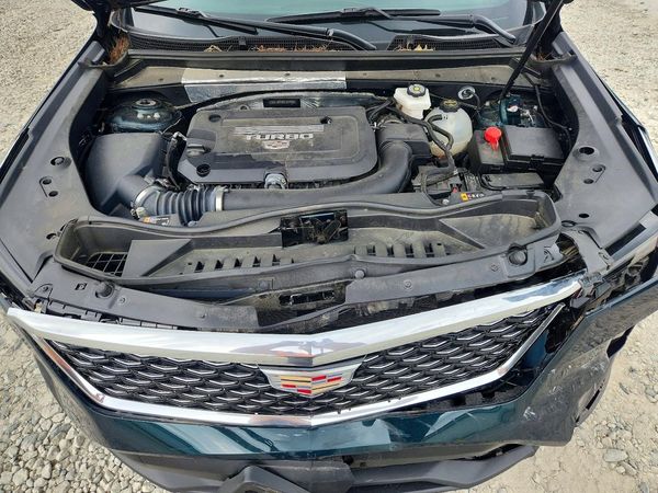 2024 CADILLAC XT4