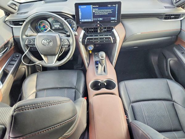 2021 TOYOTA VENZA