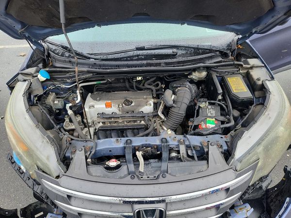 2014 HONDA CRV EX-L — Engine bay