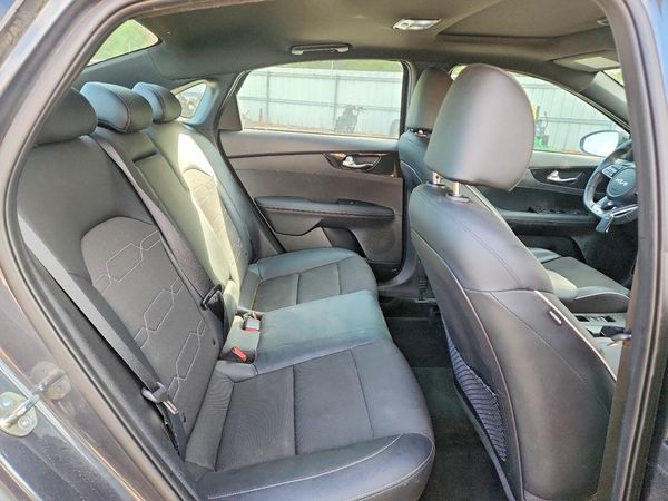 2024 KIA FORTE GT Line