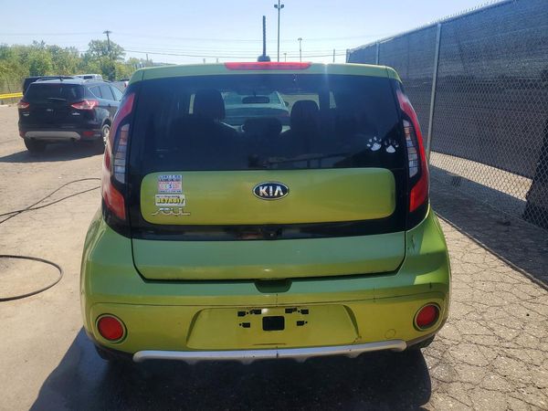 2017 KIA SOUL