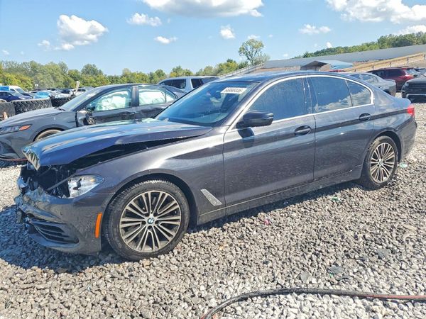 2020 BMW 530