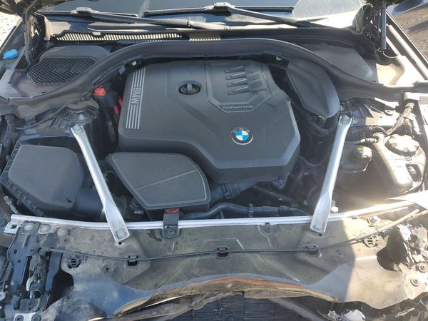 2020 BMW 530