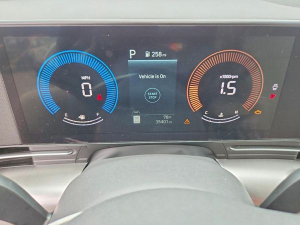 2025 HYUNDAI KONA