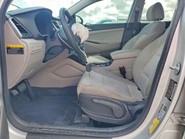 2016 HYUNDAI TUCSON