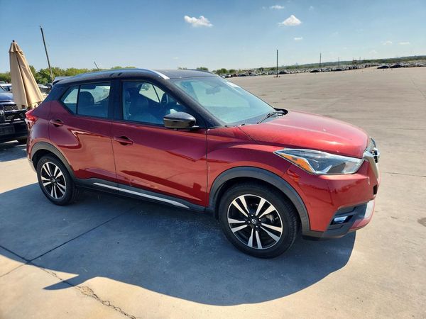 2019 NISSAN KICKS