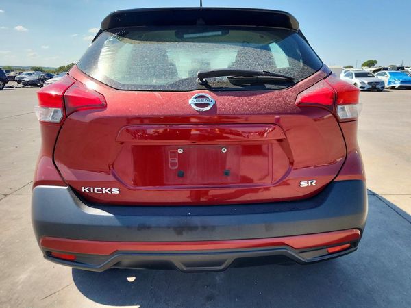 2019 NISSAN KICKS