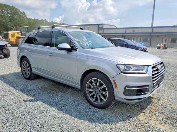 2017 AUDI Q7