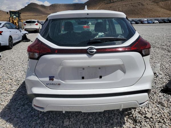 2024 NISSAN KICKS S