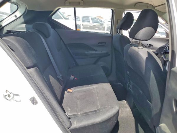 2024 NISSAN KICKS S