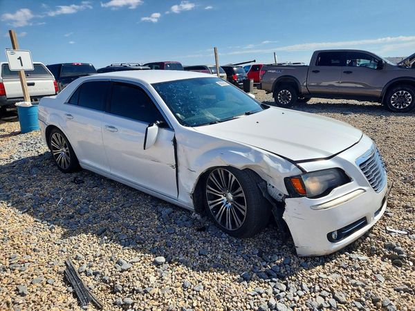 2013 CHRYSLER 300 300S V6