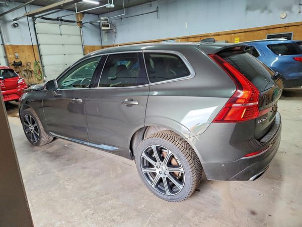 2018 VOLVO XC60 Inscription