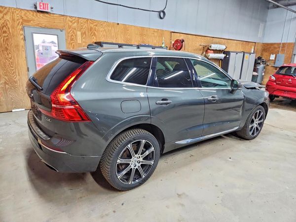 2018 VOLVO XC60 Inscription
