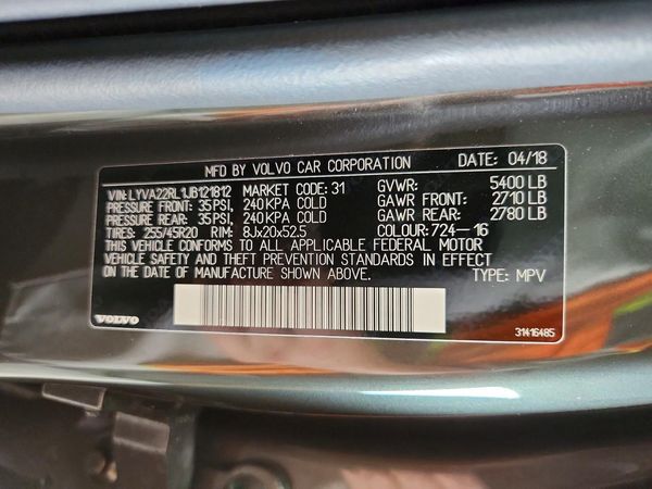 2018 VOLVO XC60 Inscription