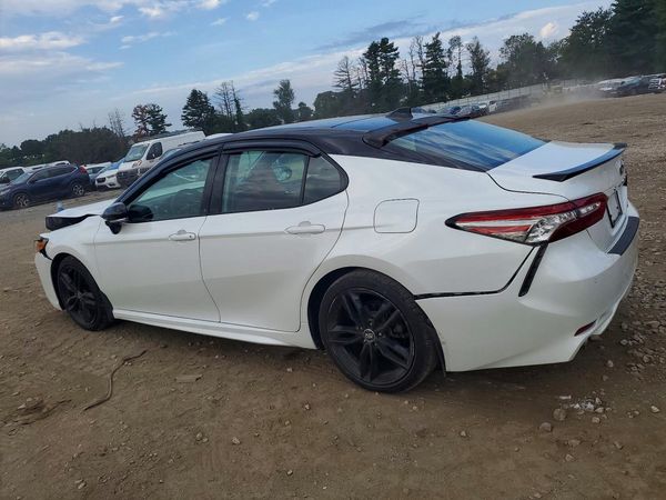 2019 TOYOTA CAMRY