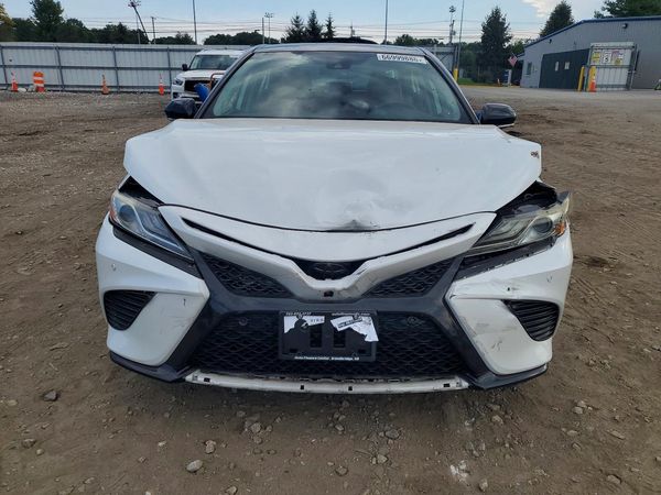 2019 TOYOTA CAMRY