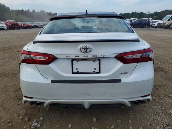 2019 TOYOTA CAMRY
