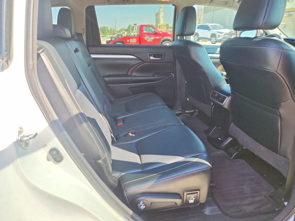 2016 TOYOTA HIGHLANDER Base/Hybrid