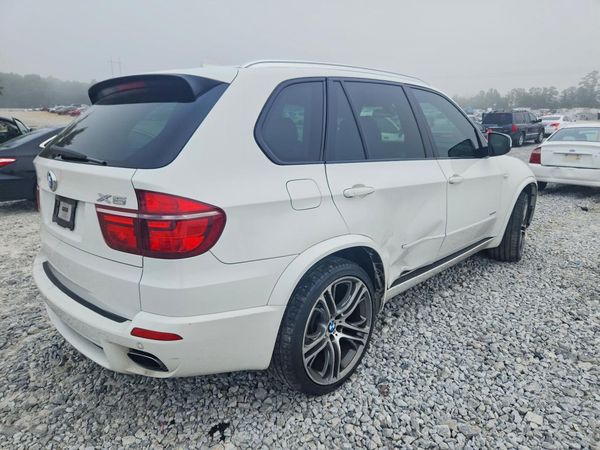 2013 BMW X5 xDrive50i