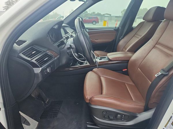 2013 BMW X5 xDrive50i