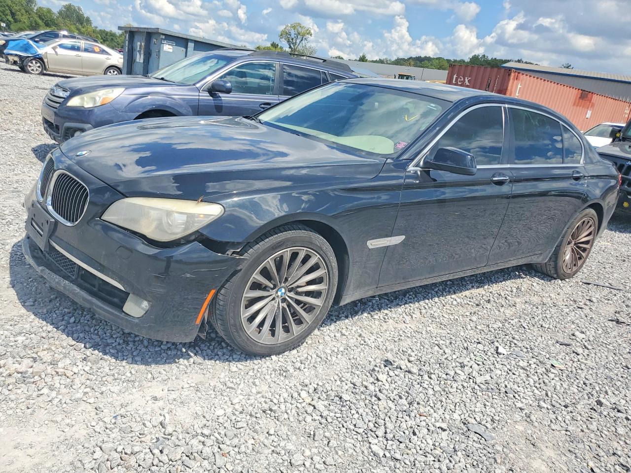 2012 BMW 740