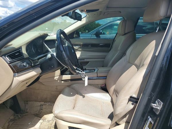 2012 BMW 740