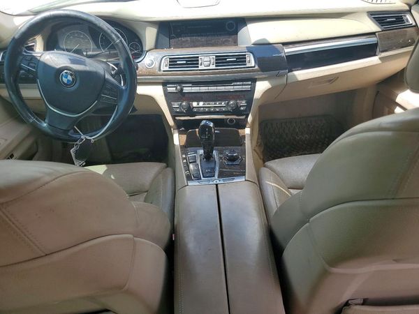 2012 BMW 740