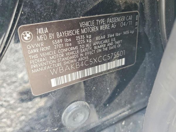 2012 BMW 740
