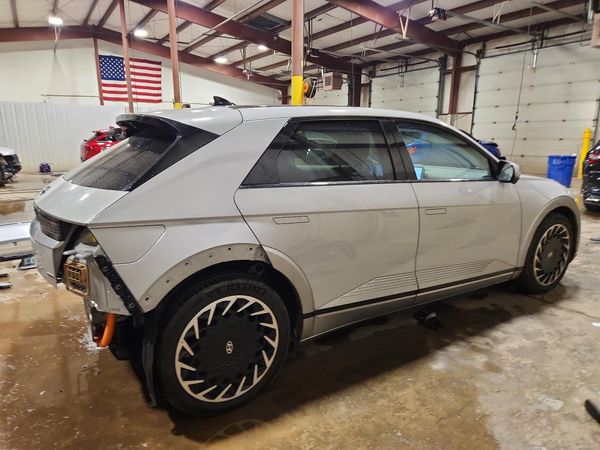2024 HYUNDAI IONIQ