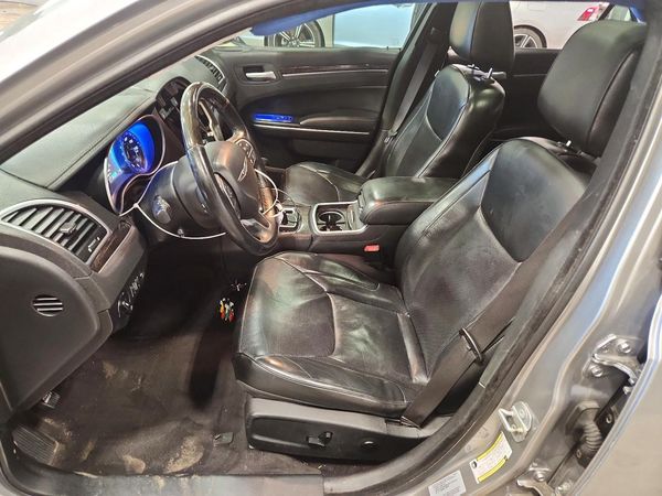 2017 CHRYSLER 300 300C
