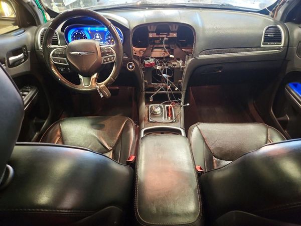 2017 CHRYSLER 300 300C