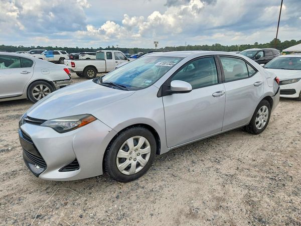 2017 TOYOTA COROLLA